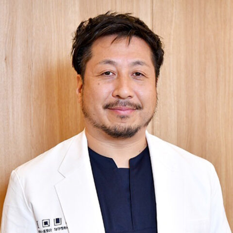 なか整形外科 院長 樋口直彦 先生