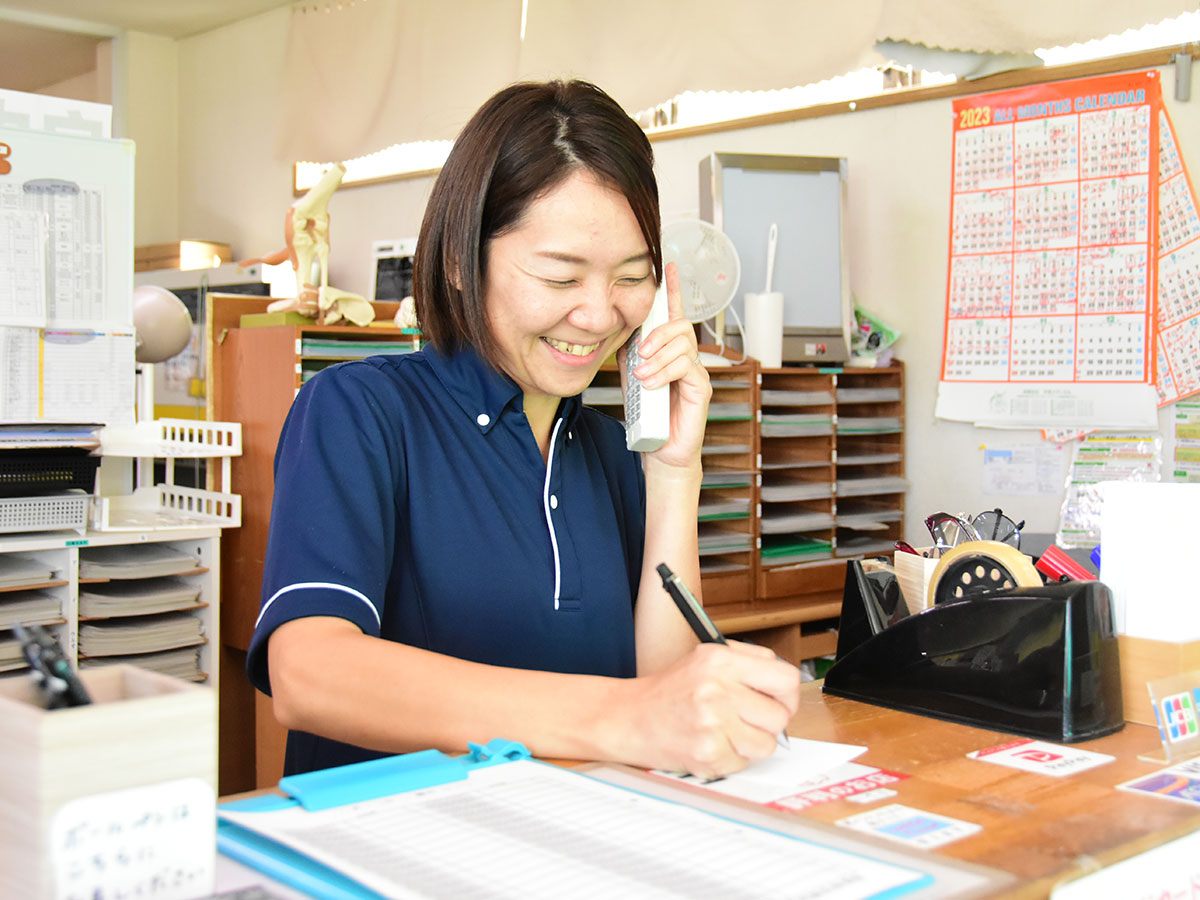 選ばれる理由02 平日9:00〜20:00まで！土日祝も受付しています